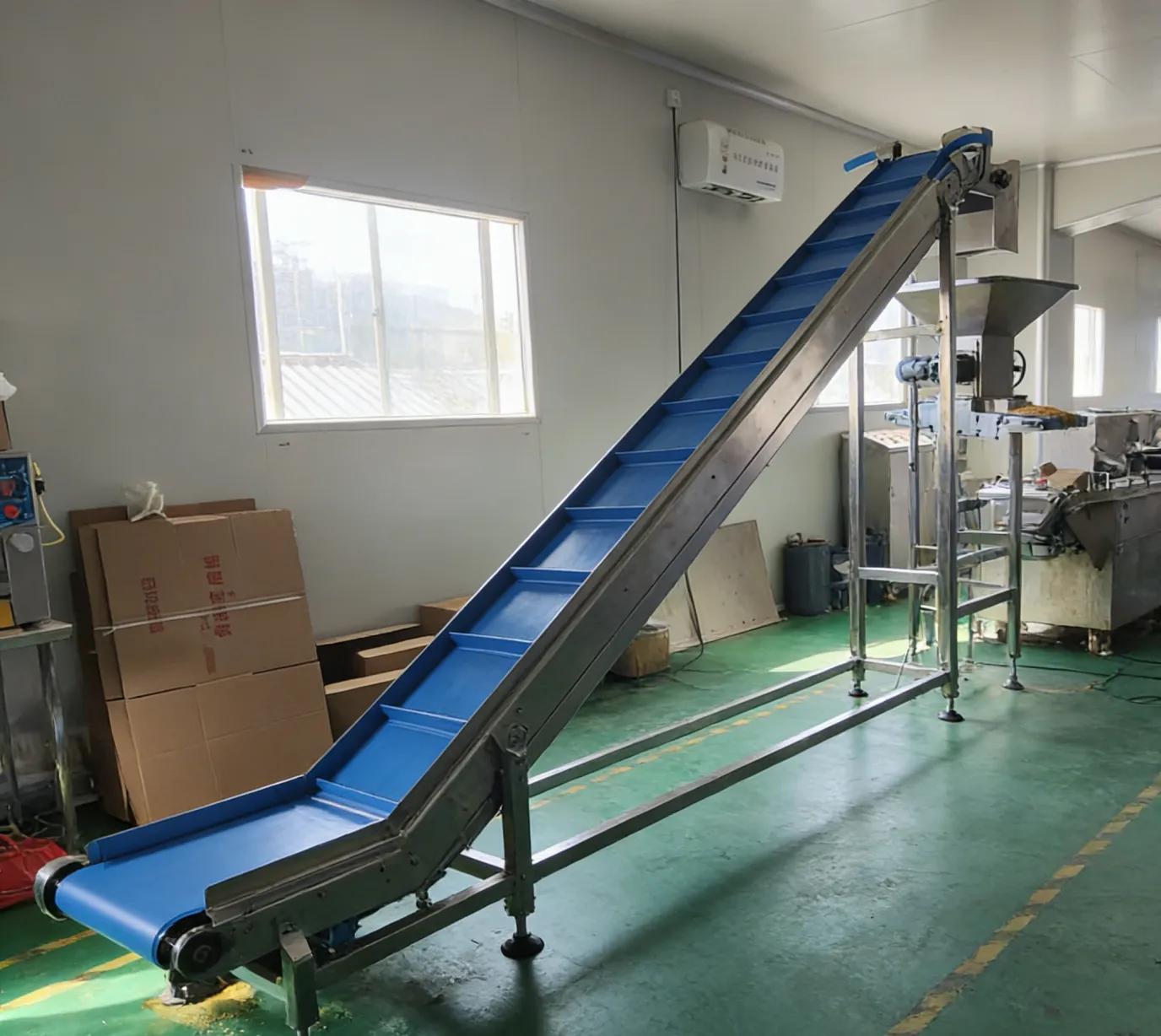 Máquina aspersora especial para processamento alimentar - Tempero Espalhador - foodmachtech